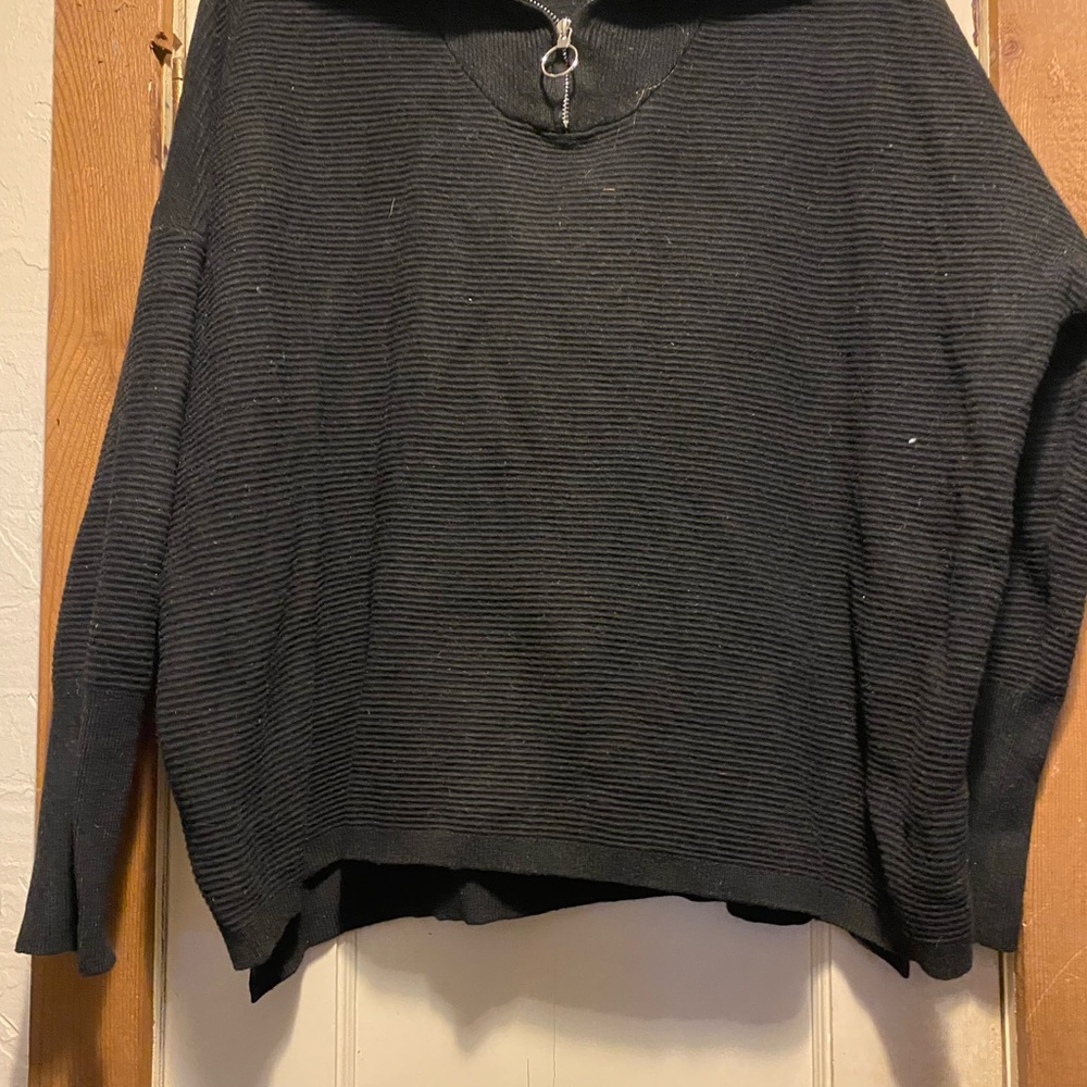 Women’s Black 1/4 Zip Pullover.